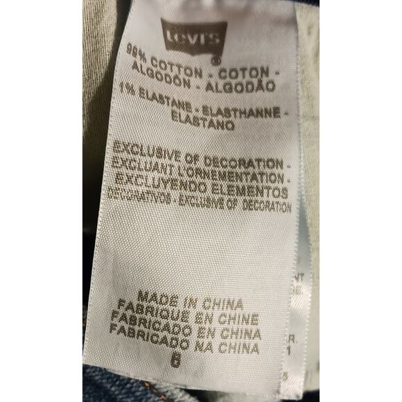 Womens Levi's 525 Perfect Match Denim Mid-Rise Capri Size 6, 28Wx24L medium Blue - Picture 7 of 8